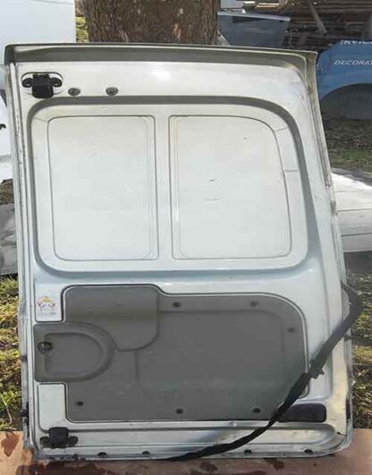 Задня ліва дверка на Nissan Kubistar та Renault Kangoo