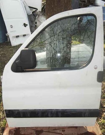 Двері ліві на Сitroen Berlingo