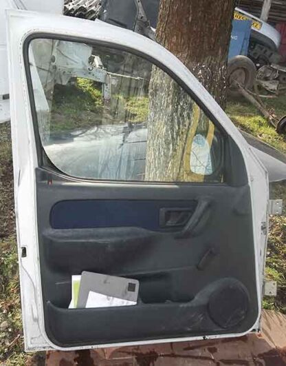 Передня ліва дверка Renault Kangoo|Nissan Kubistar
