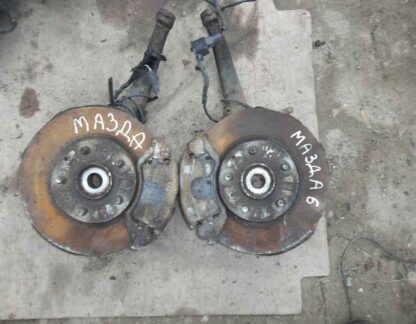 Передні cупорта Mazda 6 2003
