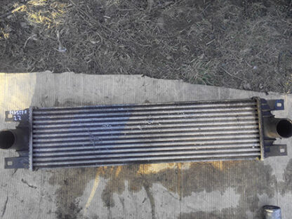 Radiator-interkulera-Renault-Master-2.2-Lviv