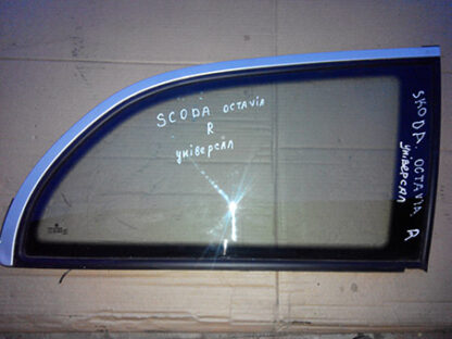 Скло бокове задне праве Skoda Octavia