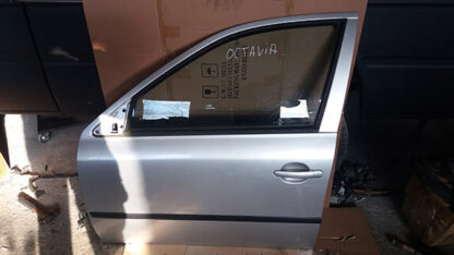 Дверка передня ліва Skoda Octavia 2004