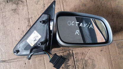 Зеркало електичне права Skoda Octavia 2004