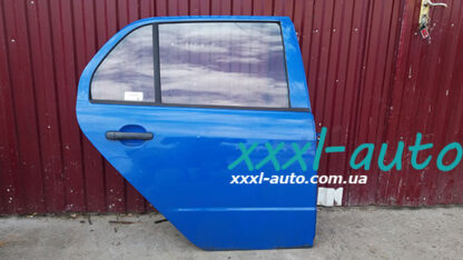 Дверка задня права Skoda Fabia