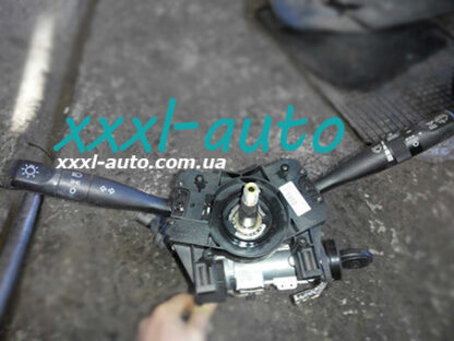 Перемикач підрульовий для Land Rover Freelander 1997-2006