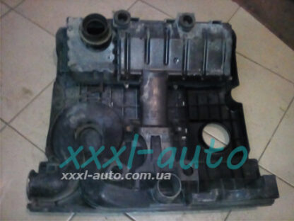 Корпус повітряного фільтру Skoda Fabia 03E129607Q