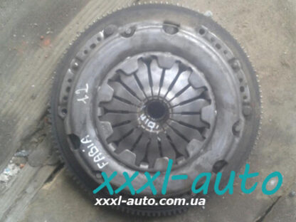 Корзина зчеплення 1.2 12V Skoda Fabia 1999-2007 03D141025A