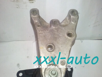 Кронштейн двигуна правий для Skoda Fabia 1999-2006 6Q0199185S