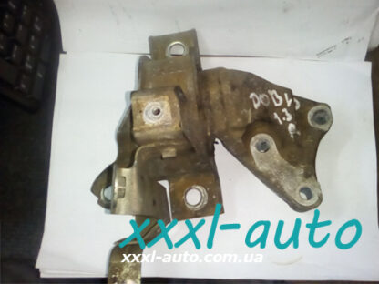 Подушка двигуна права Fiat Doblo 1.3 MJET 51718928