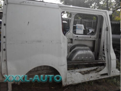 Боковина задня права Renault Trafic (білий колір)