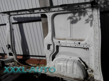 Боковина права Opel Vivaro