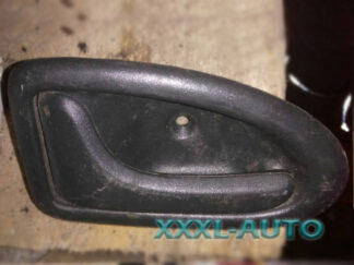 Ручка двері передньої лівої внутрішня Renault Trafic 8200028994