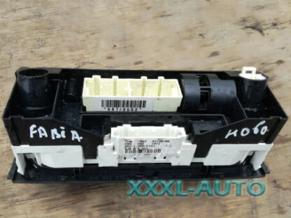 Фото Блок управління пічкою -10 з кондиціонером Skoda Fabia 2007-2014 5J0820045