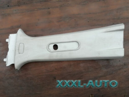 Фото Накладка декоративна середня права Skoda Fabia хетчбек 2007-2014 5J0867244GH