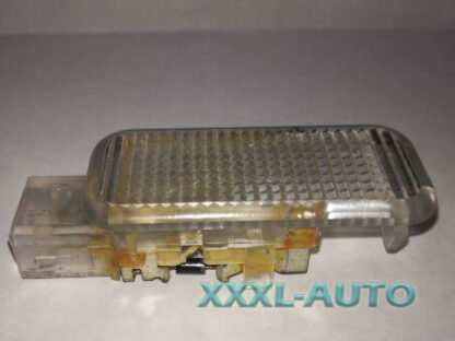 Фото Плафон підсвічування бардачка 6L0947415 Skoda