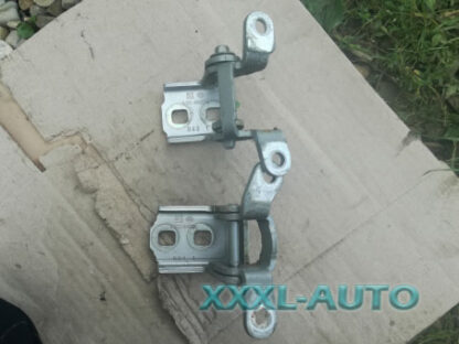 Фото Петля (завіса) задня права верхня Opel Insignia 2008-2018 13281823