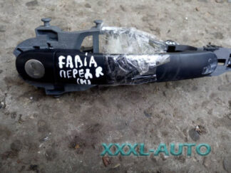 Фото Ручка зовнішня передня права Skoda Fabia II 1Z0839886A 3B0837205G