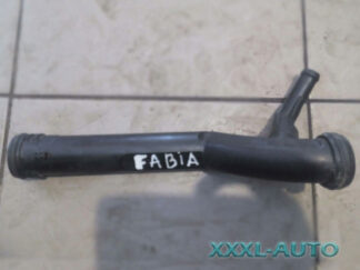 Фото Патрубок системи охолодження Skoda Fabia 1 1.2 03D121065B