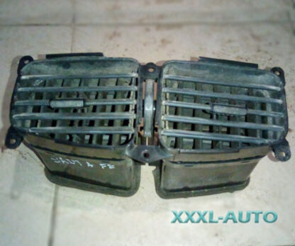 Фото Дефлектори повітря центральні Hyundai Santa Fe I 9742026500