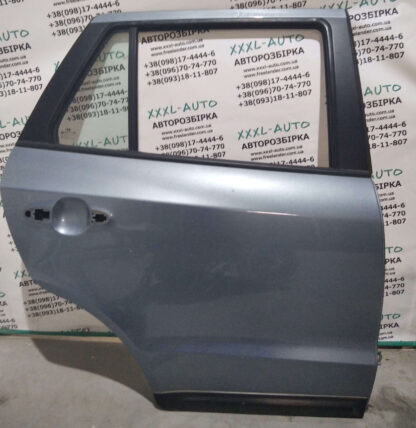 Фото Двері задні праві Hyundai Santa FE 2006-2012 770042B030