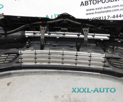 Фото Передній бампер Citroen C4 Grand Picasso I під омивач фар 2006-2013
