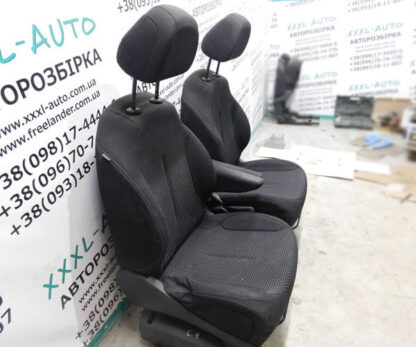 Фото Купити Сидіння передні Сitroen C4 Grand Picasso I 2006-2013