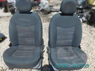 Фото Renault Laguna II 2005-2007 ліфтбек салон